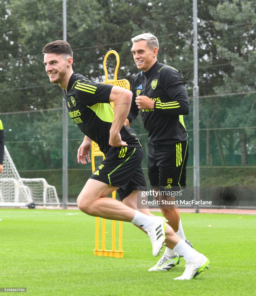 Declan Rice and Leandro Trossard of Arsenal during a training session... News Photo - Getty Images
