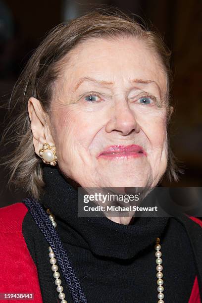 Elizabeth Wilson 142 Elizabeth Wilson Actress Stock Photos, High-Res Pictures, and ...