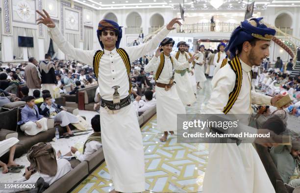 Yemen Wedding Photos and Premium High Res Pictures - Getty Images