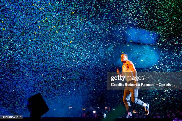 Dan Reynolds of the group Imagine Dragons perform at Circo Massimo on August 5, 2023 in Rome, Italy.