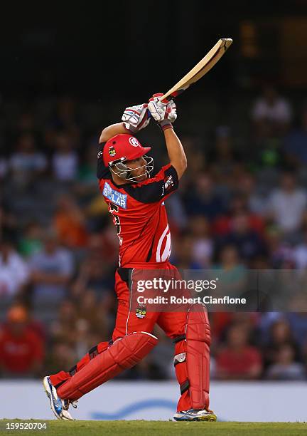 Aaron Finch of the Renegades bats during the Big Bash League Semi-Final match between the Melbourne Renegades and the Brisbane Heat at Etihad Stadium...