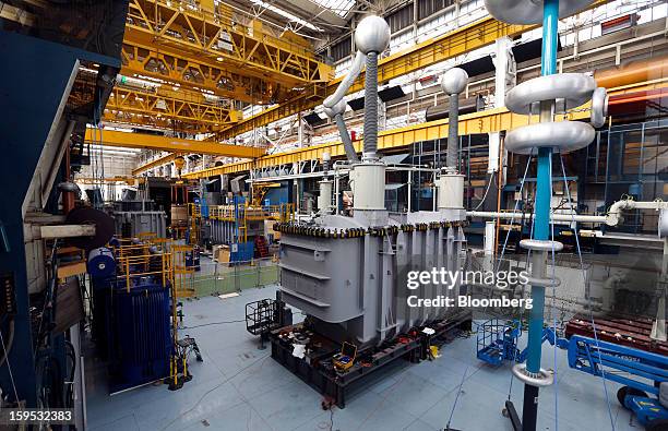 Transformerfactory Transformer Manufacturing Photos and Premium High Res Pictures - Getty ...