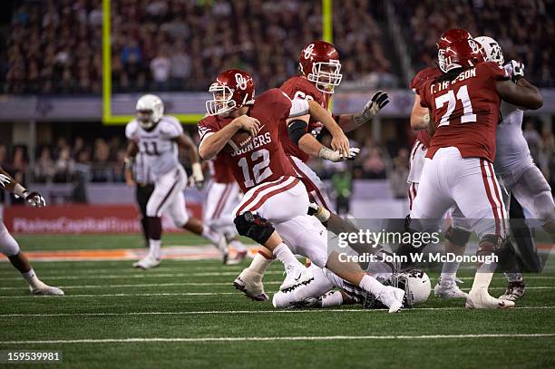 Cotton Bowl Classic: Oklahoma QB Landry Jones in action vs Texas A&M at Cowboys Stadium. Arlington, TX 1/4/2013 CREDIT: John W. McDonough