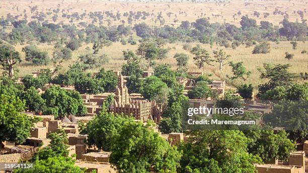 dogon village of irelli - dogon stock pictures, royalty-free photos & images
