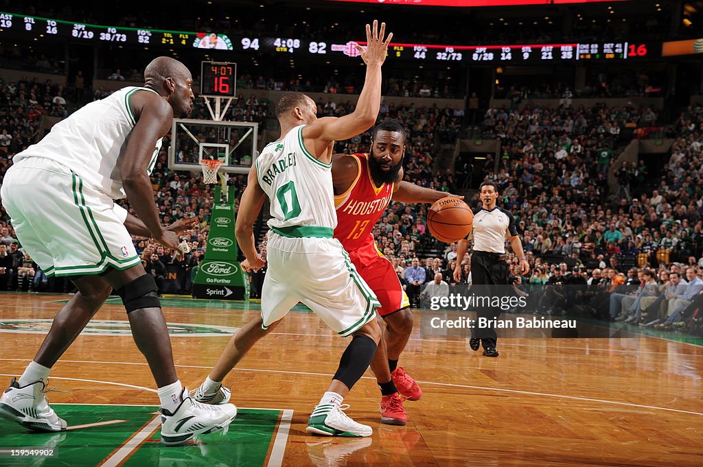 Phoenix Suns v Boston Celtics