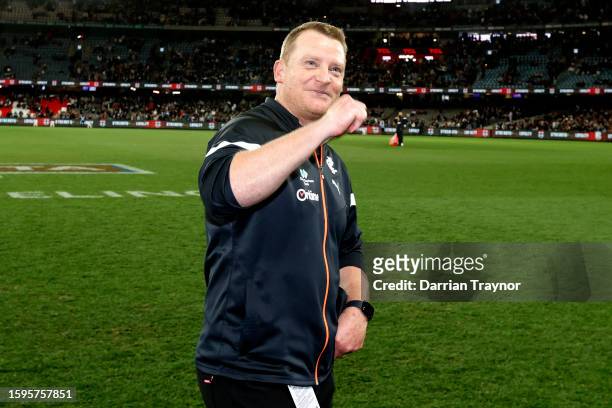 Michael Voss, senior coach of Carlton acknowledges the fans after the round 21 AFL match between St Kilda Saints and Carlton Blues at Marvel Stadium,...
