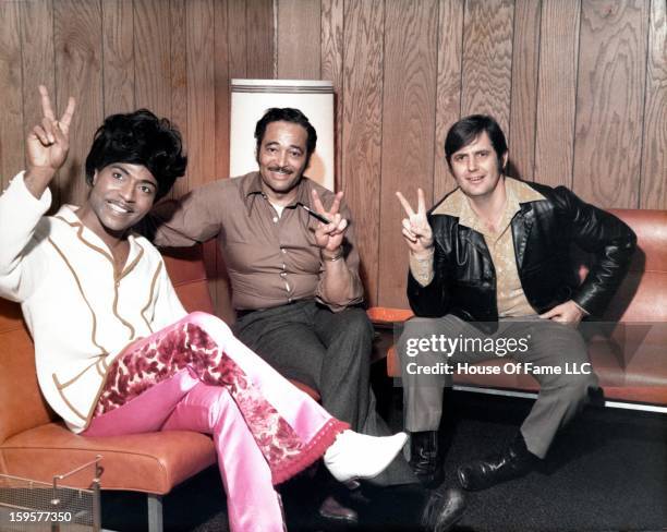 Songwriter and producer Rick Hall Manager, songwriter and producer Robert "Bumps" Blackwell and Rock 'N' Roll pioneer Little Richard pose for a...