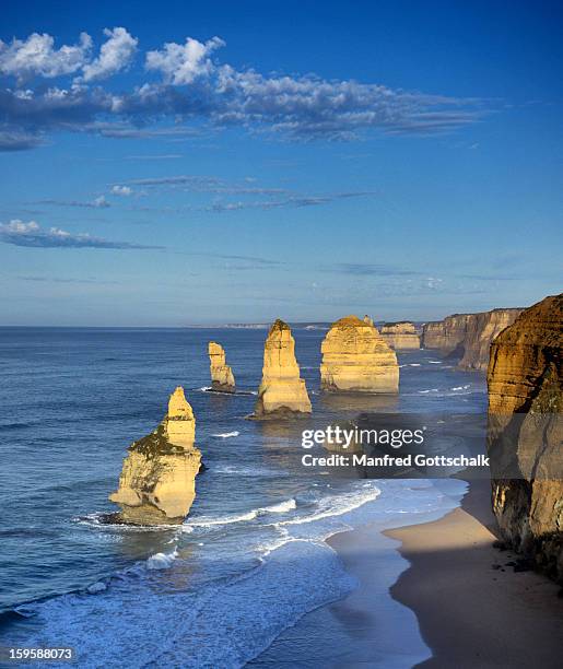 twelve apostles great ocean road - apostles australia stock pictures, royalty-free photos & images