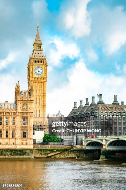 big ben and the parliament with westminster bridge in london - thames river stock pictures, royalty-free photos & images