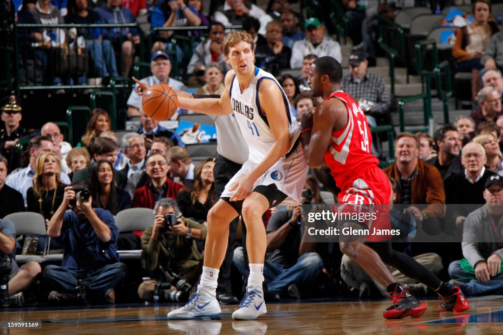 Houston Rockets v Dallas Mavericks