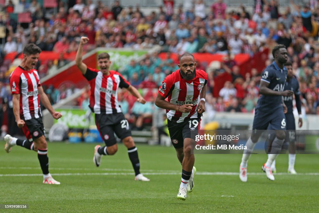 Brentford FC v Tottenham Hotspur - Premier League