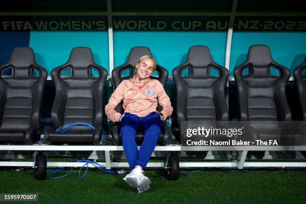 Alex Greenwood of England looks on as players of England inspect the pitch at Brisbane Stadium on August 06, 2023 in Brisbane / Meaanjin, Australia.