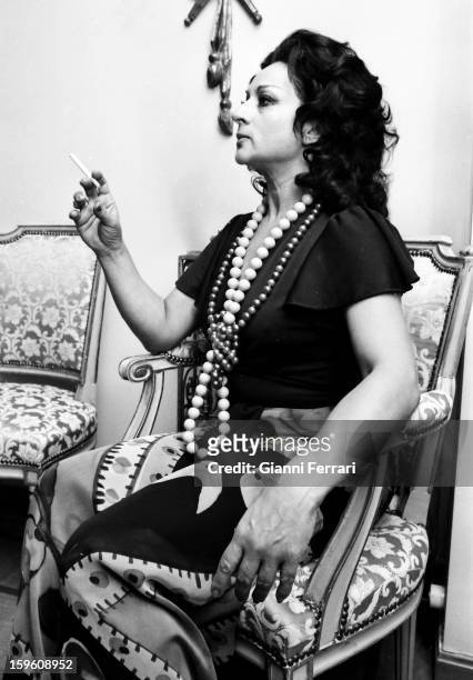 The Spanish singer and dancer Lola Flores at a party at her home in Madrid Madrid, Castilla La Mancha, Spain