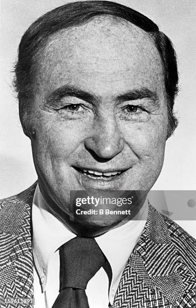 Head coach Red Kelly of the Toronto Maple Leafs poses for a portrait circa 1973 in Toronto, Ontario, Canada.