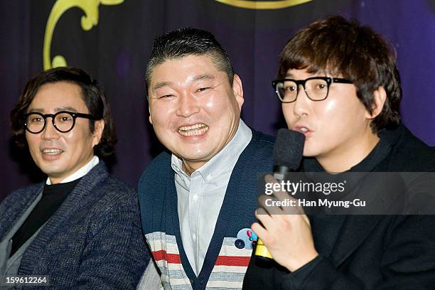 South Korean MC Kang Ho-Dong attends the KBS2 Talk Show 'Moonlight Prince' Press Conference at KBS on January 16, 2013 in Seoul, South Korea. Talk...