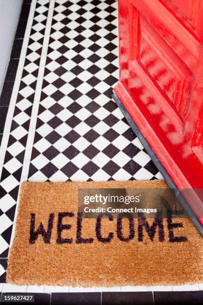 welcome mat - zerbino foto e immagini stock