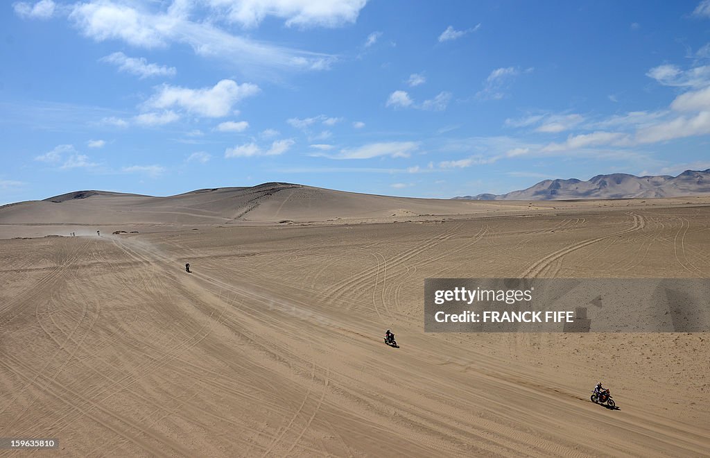 AUTO-MOTO-RALLY-DAKAR-STAGE12