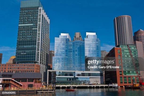 fort point channel area, boston waterfront - fort point channel stock pictures, royalty-free photos & images