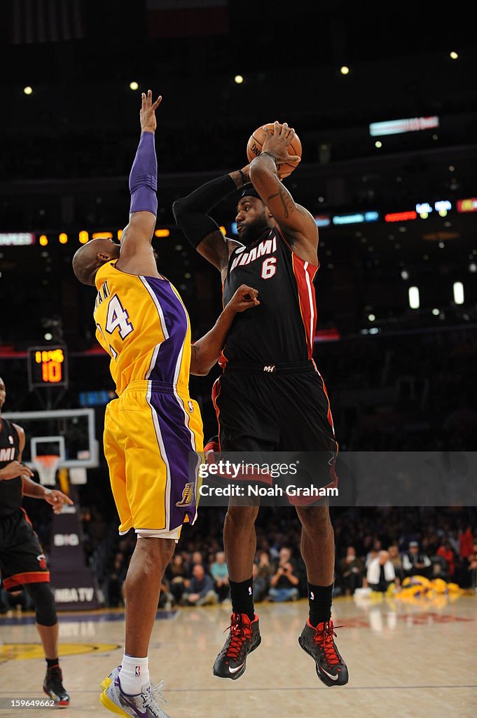 Miami Heat v Los Angeles Lakers