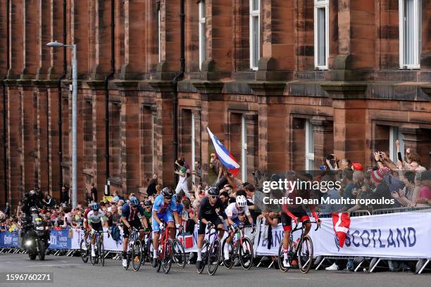 General view of Owain Doull of Great Britain, Matthew Dinham of Australia, Harold Tejada of Colombia, Kevin Vermaerke of The United States, Patrick...