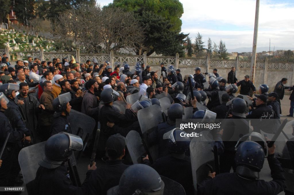 TOPSHOT-ALGERIA-FRANCE-ISLAM-BOUTEFLIKA
