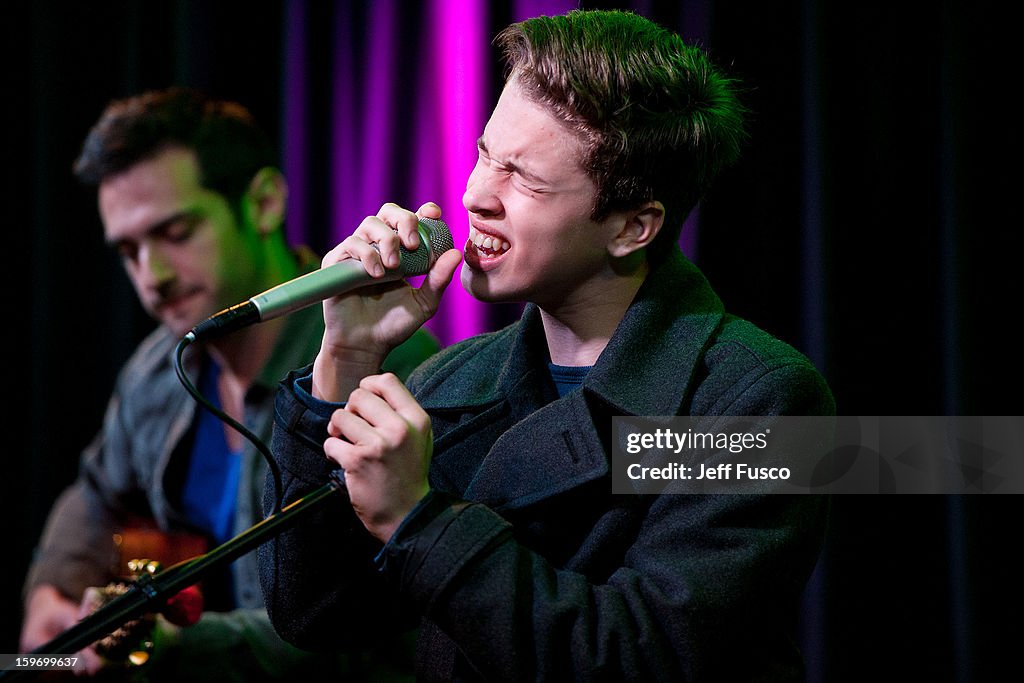 Ryan Beatty Q102 Studio Session