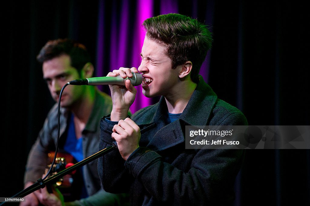 Ryan Beatty Q102 Studio Session