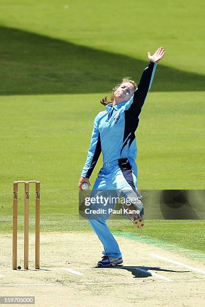 Sarah Coyte of the Breakers bowls during the women's Twenty20 final match between the NSW Breakers and the Western Australia Fury at WACA on January...