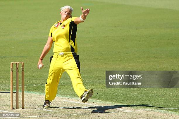 Nicola Shaw of the Fury bowls during the women's Twenty20 final match between the NSW Breakers and the Western Australia Fury at WACA on January 19,...