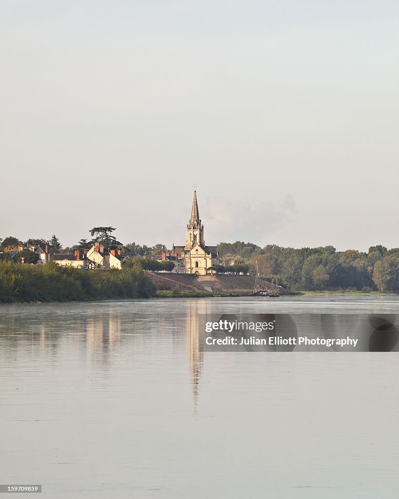 The village of Brehemont on the Loire river.