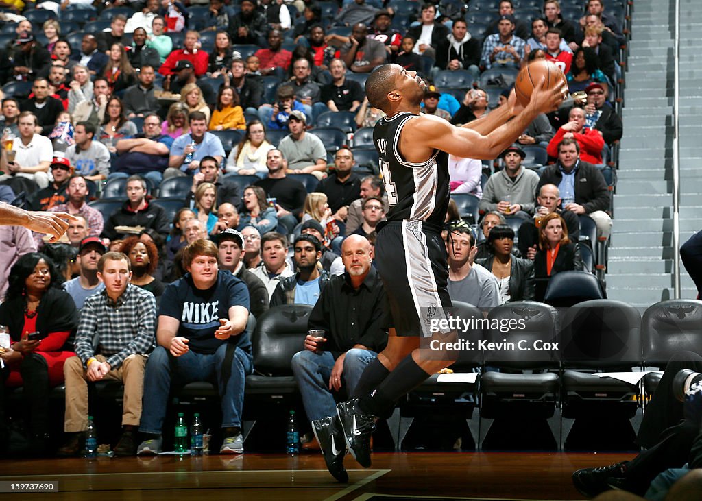 San Antonio Spurs v Atlanta Hawks