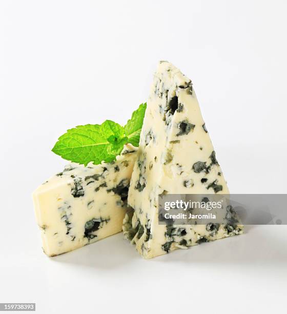 blue cheese - roquefort stock pictures, royalty-free photos & images