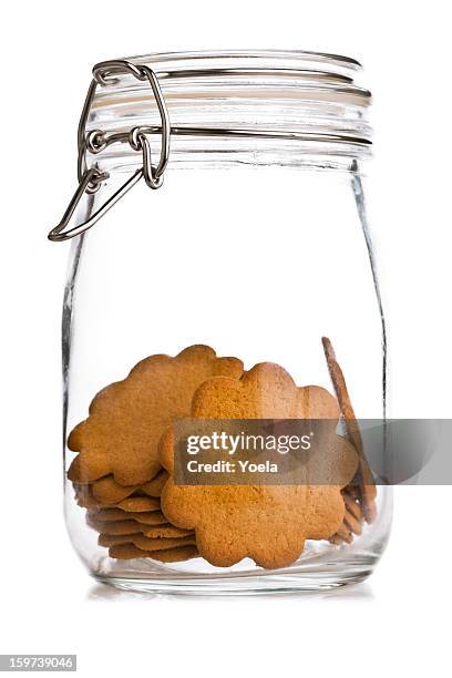 cookies in a jar - pot met koekjes stockfoto's en -beelden