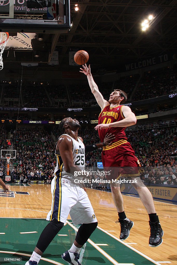 Cleveland Cavaliers v Utah Jazz