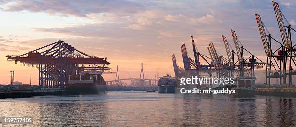 hamburg harbour container terminal - köhlbrandbrücke stock pictures, royalty-free photos & images