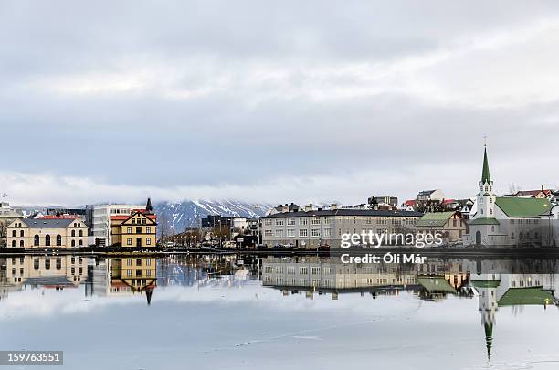 reykjavik downtown - reykjavik stock-fotos und bilder