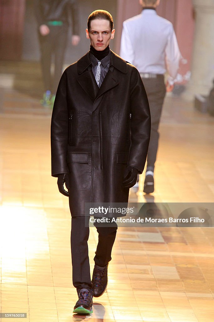 Lanvin: Runway - Paris Fashion Week Menswear Autumn/Winter 2013