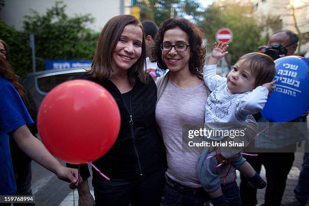 Israeli Labor party leader Shelly Yachimovich campaigns on January 20, 2013 in Tel Aviv, Israel. The Israeli general election will be held on January...