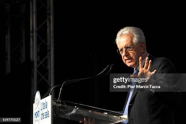 Mario Monti delivers a speech at a campaign rally for his centrist alliance 'With Monti For Italy' at Kilometro Rosso on January 20, 2013 in Bergamo,...