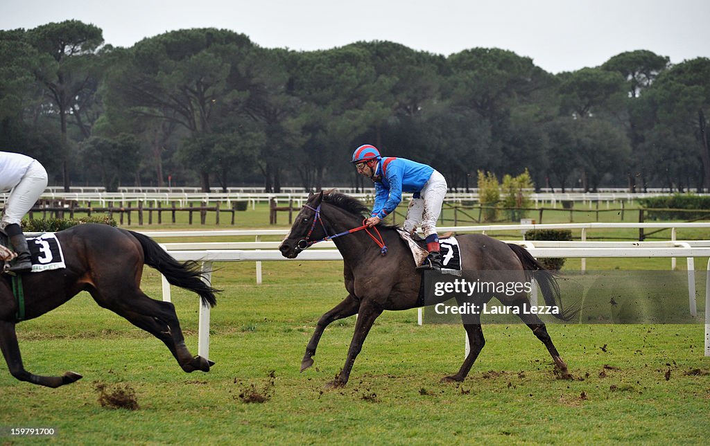 Blind Horse Laghat Runs Premio Demetrio