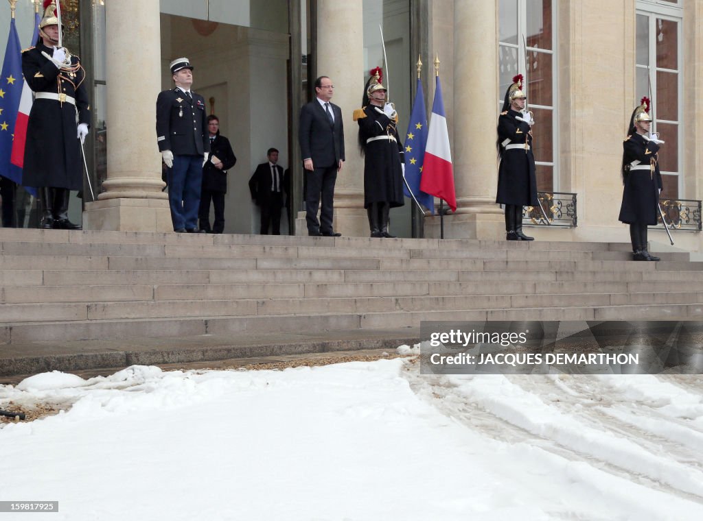 FRANCE-TANZANIA-DIPLOMACY-HOLLANDE-KIKWETE