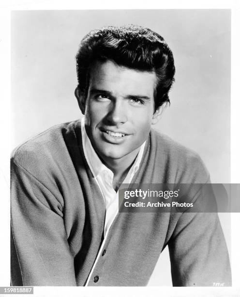 Warren Beatty Ripped 564 Warren Beatty 1960s Stock Photos, High-Res Pictures, and Images ...