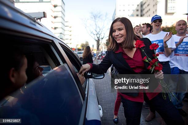 Israeli Labor party leader Shelly Yachimovich campaigns on January 21, 2013 in Tel Aviv, Israel. The Israeli general election will be held on January...