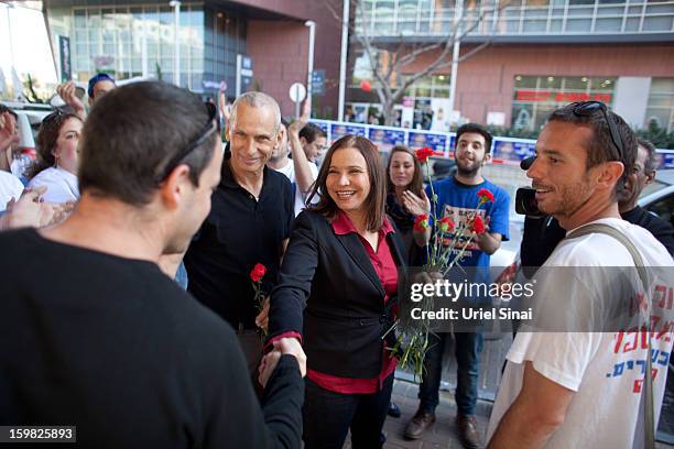 Israeli Labor party leader Shelly Yachimovich campaigns on January 21, 2013 in Tel Aviv, Israel. The Israeli general election will be held on January...