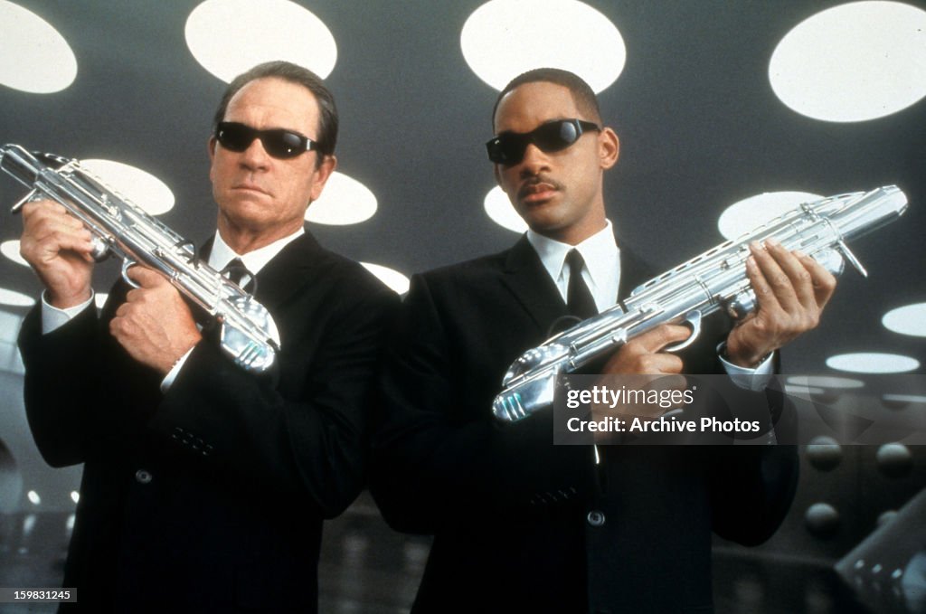 Tommy Lee Jones And Will Smith In 'Men In Black II'