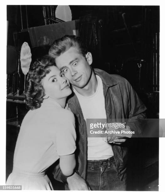 Natalie Wood and James Dean goofing off on set of the film 'Rebel Without A Cause', 1955.