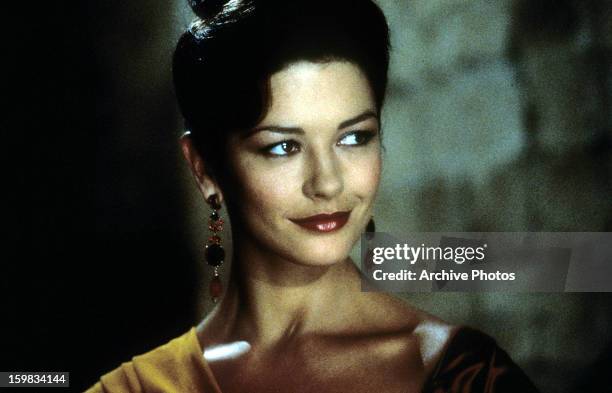 Catherine Zeta-Jones looking to her left in a scene from the film 'Entrapment', 1999.