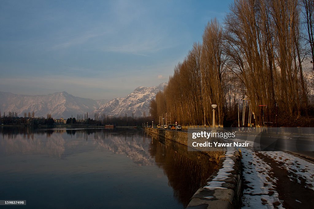 Weather Conditions In Kashmir Improve Following Heavy Snow And Rain