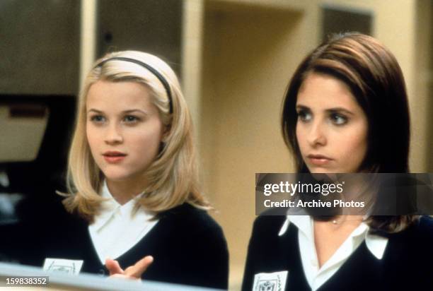 Reese Witherspoon and Sarah Michelle Gellar in a scene from the film 'Cruel Intentions', 1999.