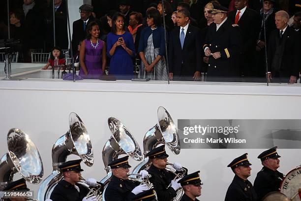 Sasha Obama, Malia Obama, first lady Michelle Obama, U.S. President Barack Obama, U.S. Chief of Staff of the Army General Raymond Odierno and U.S....